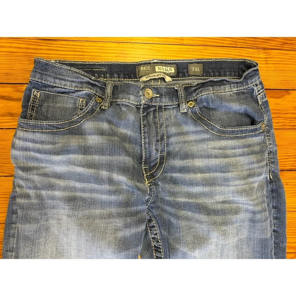 BKE‎ Nolan Straight Leg Men's Jeans Medium Wash 33L Cowboy Embroidered Pockets